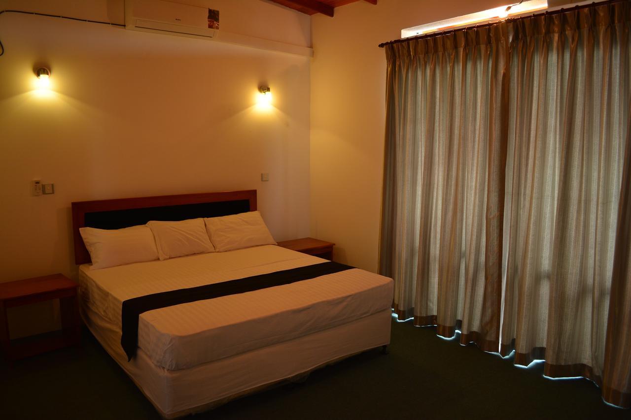 West Inn