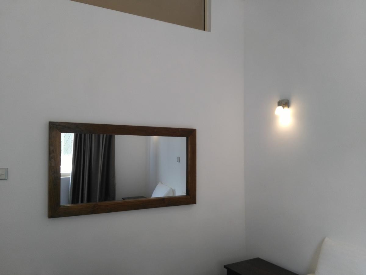 Inn West